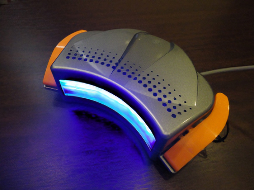 BRILLICA（ホワイトニング用光照射器）